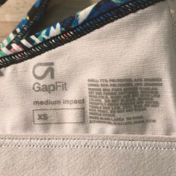 Strappy Gap Sports Bra - Picture 3 of 3